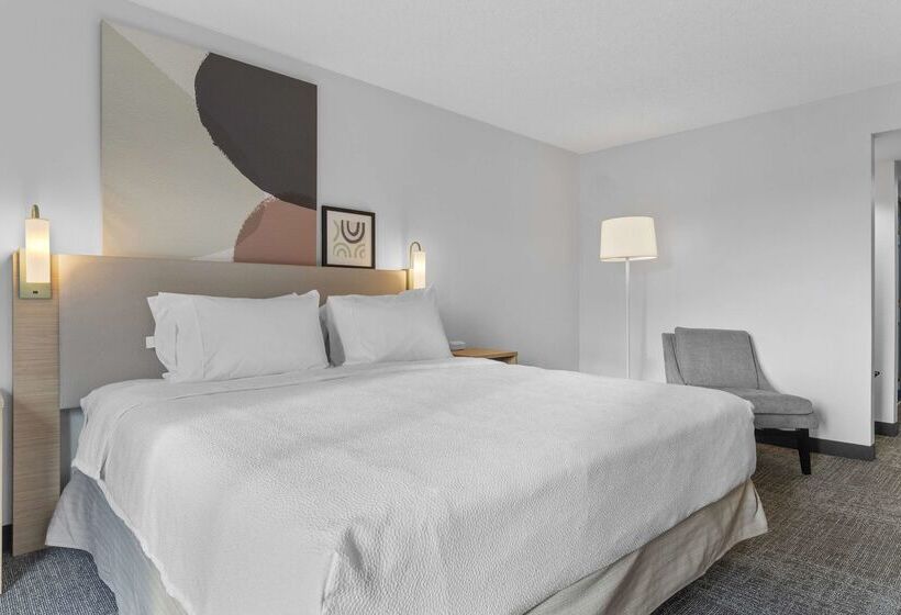 בית מלון כפרי Spark By Hilton Greensboro