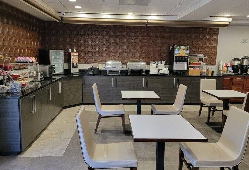 ホテル Wingate By Wyndham Greenville Airport