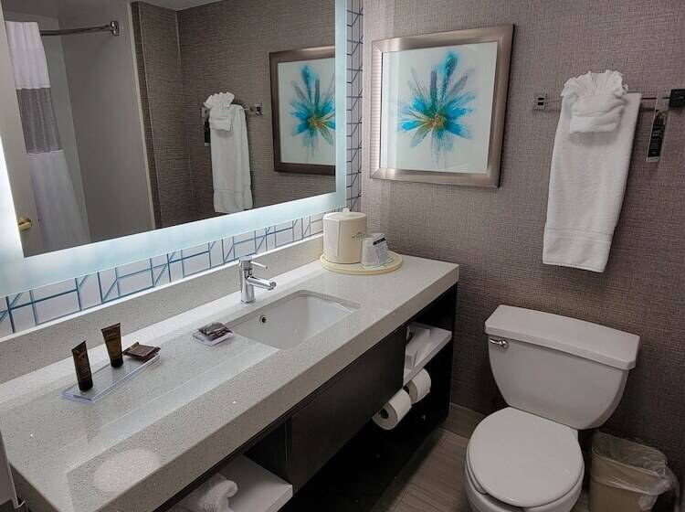 ホテル Wingate By Wyndham Greenville Airport