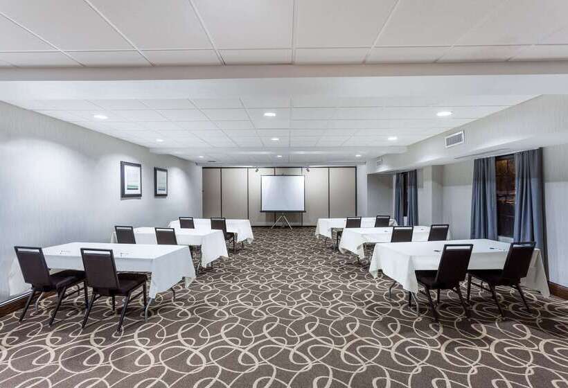 Отель Wingate By Wyndham High Point