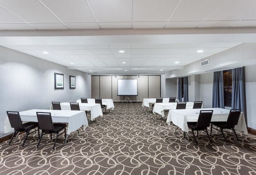 Отель Wingate By Wyndham High Point