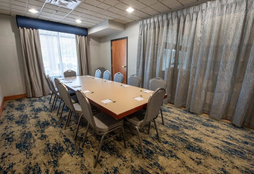 فندق Wingate By Wyndham Indianapolis Airport Plainfield