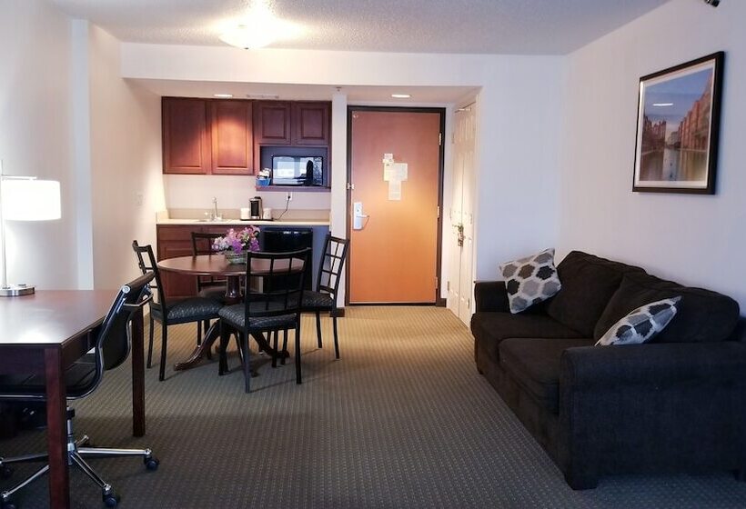 בית מלון כפרי Wingate By Wyndham Airport   Rockville Road