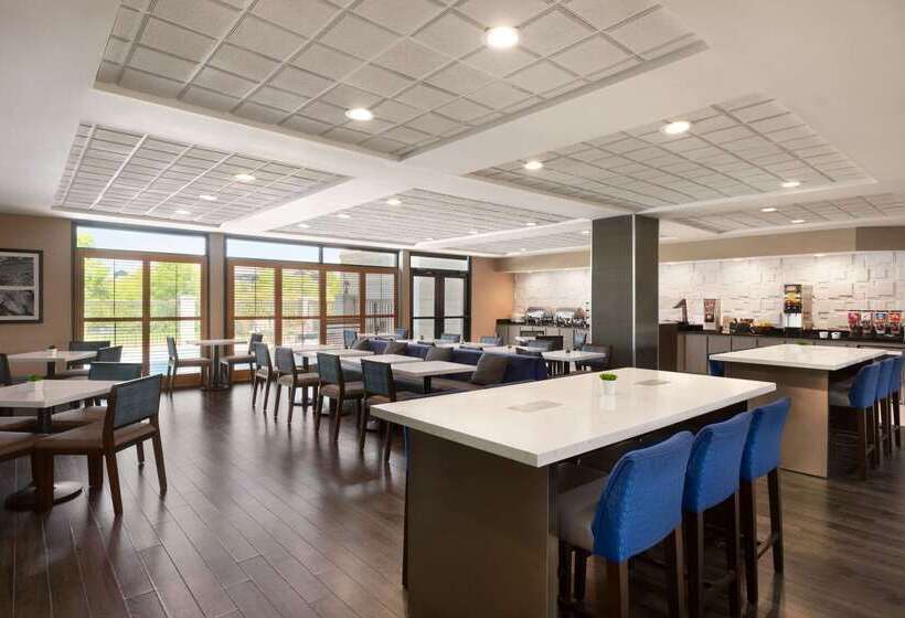 ホテル Wingate By Wyndham Montgomery