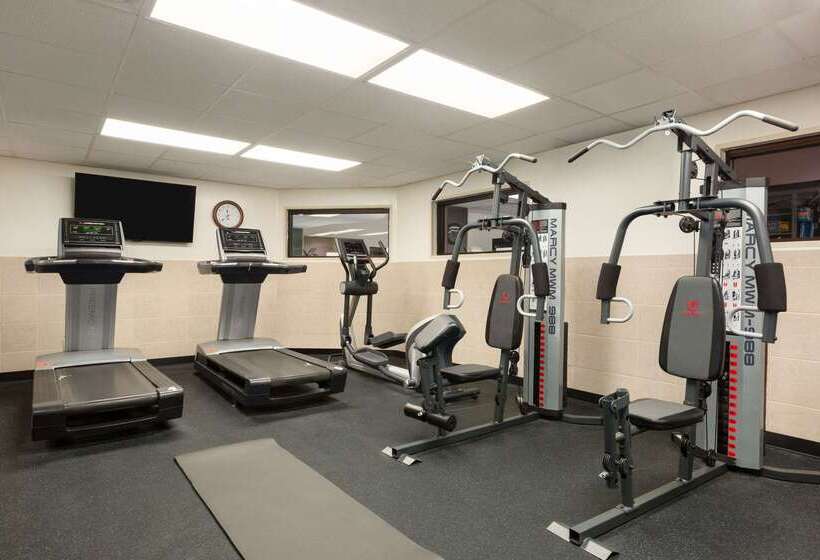 ホテル Wingate By Wyndham Montgomery