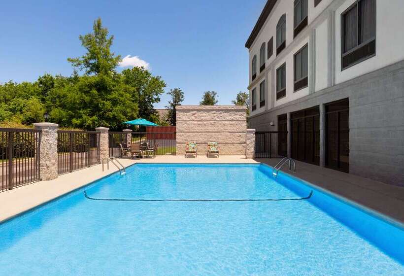 ホテル Wingate By Wyndham Montgomery