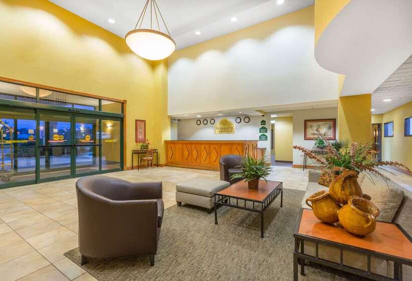 فندق Wingate By Wyndham West Monroe