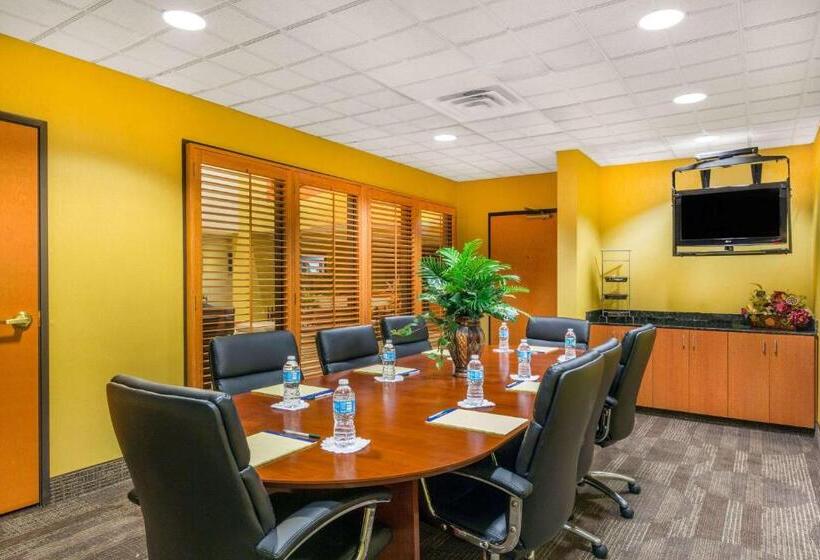 فندق Wingate By Wyndham West Monroe