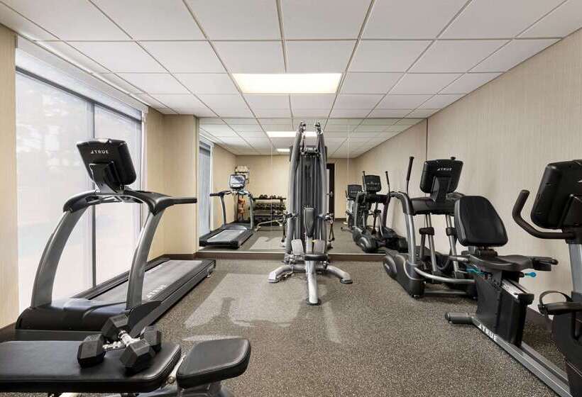 בית מלון כפרי Wingate By Wyndham Wilmington