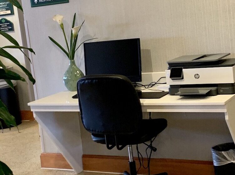 בית מלון כפרי Wingate By Wyndham Wilmington