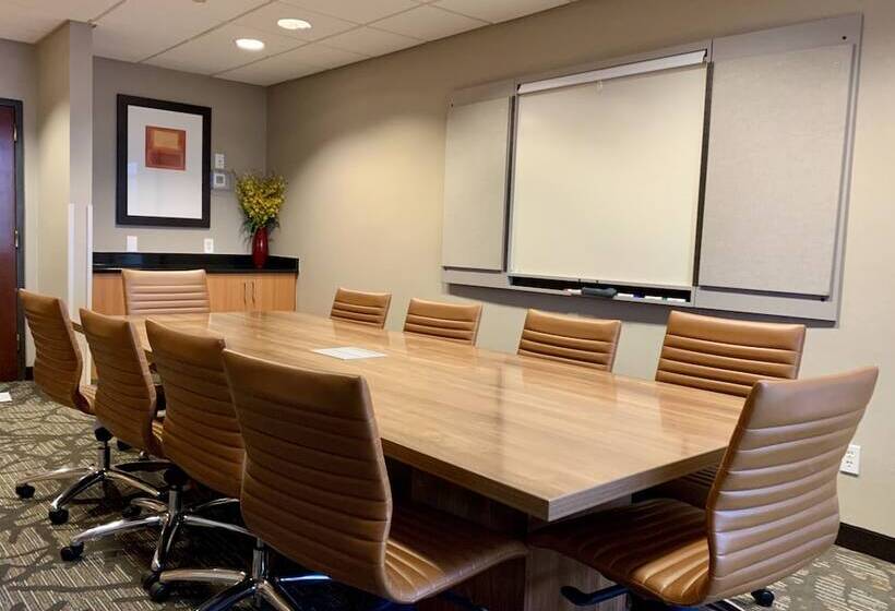 هتل Wingate By Wyndham Wilmington