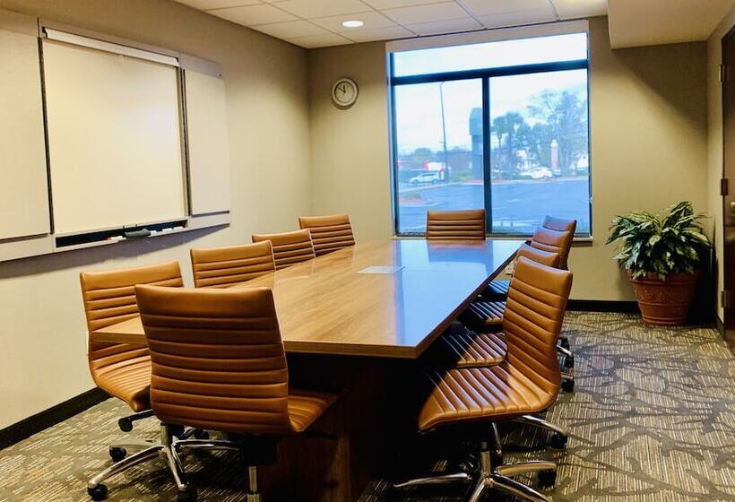 בית מלון כפרי Wingate By Wyndham Wilmington