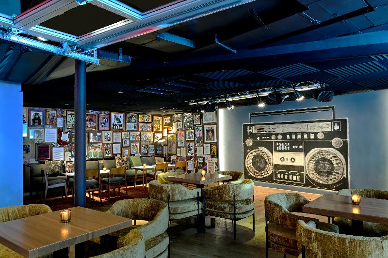 Отель Ziggy Los Angeles