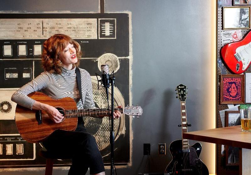 Отель Ziggy Los Angeles