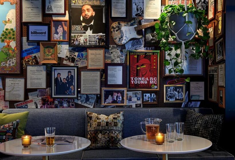 Отель Ziggy Los Angeles