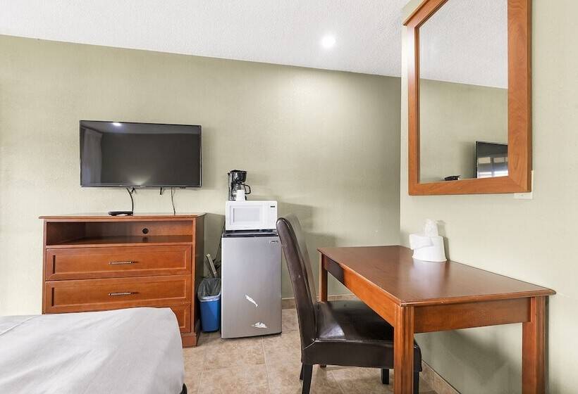 فندق على الطريق Safari Inn  Chico