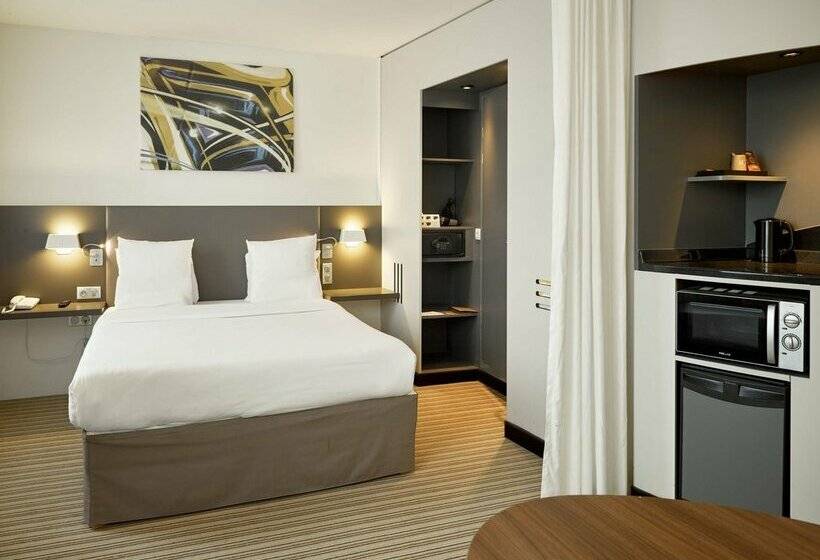 B&B HOTEL Rueil Malmaison