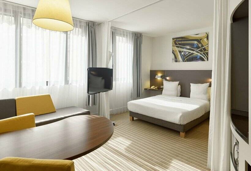 B&B HOTEL Rueil Malmaison