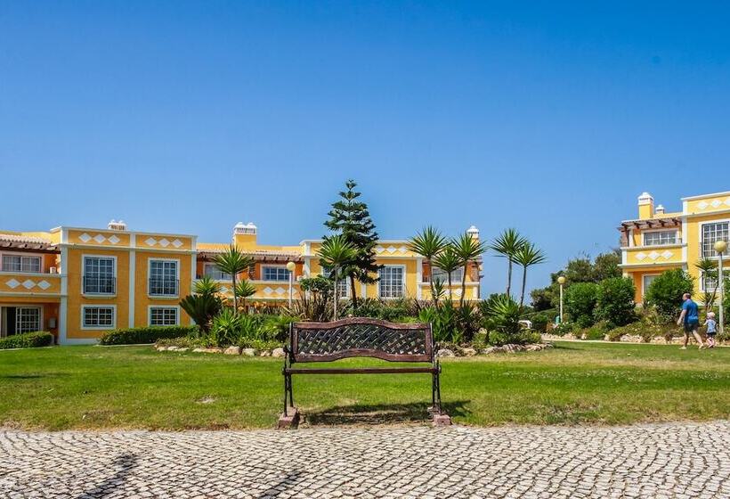 استراحتگاه Colina Da Lapa & Villas