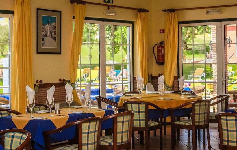 استراحتگاه Colina Da Lapa & Villas