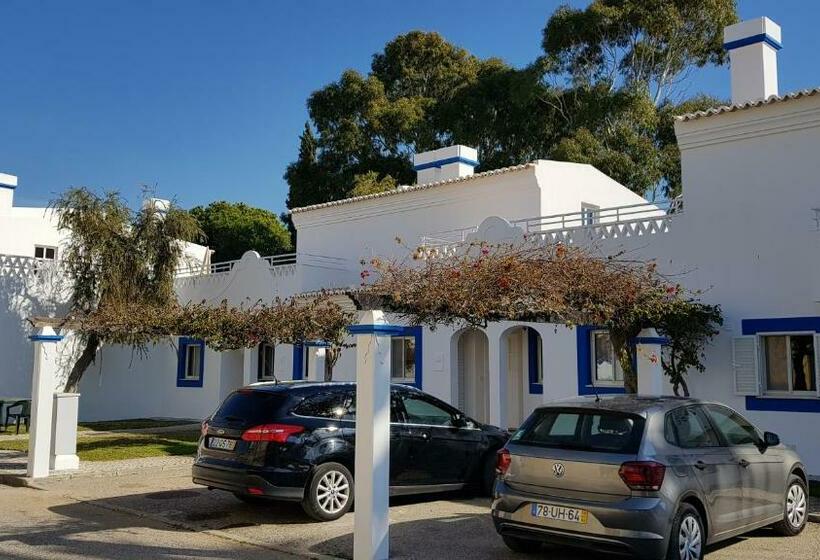 استراحتگاه Pestana Palm Gardens