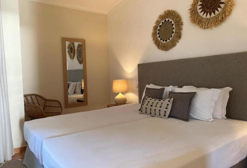 استراحتگاه Pestana Palm Gardens