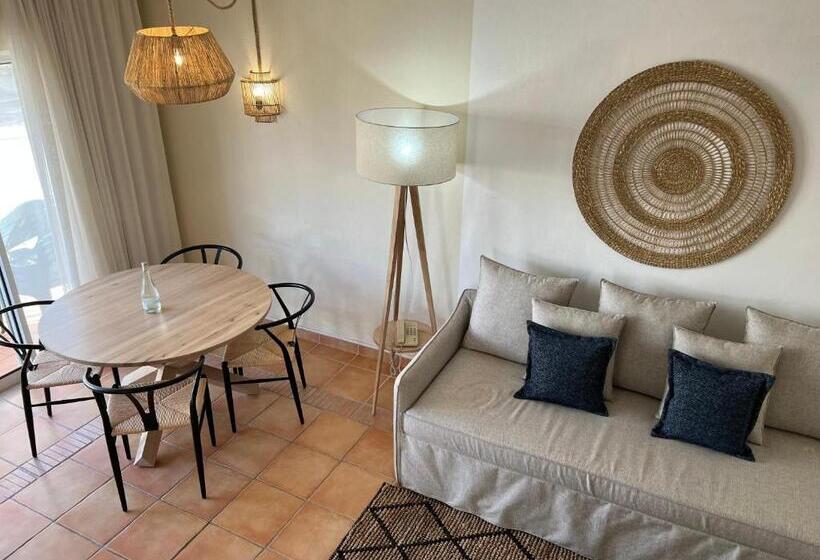 استراحتگاه Pestana Palm Gardens