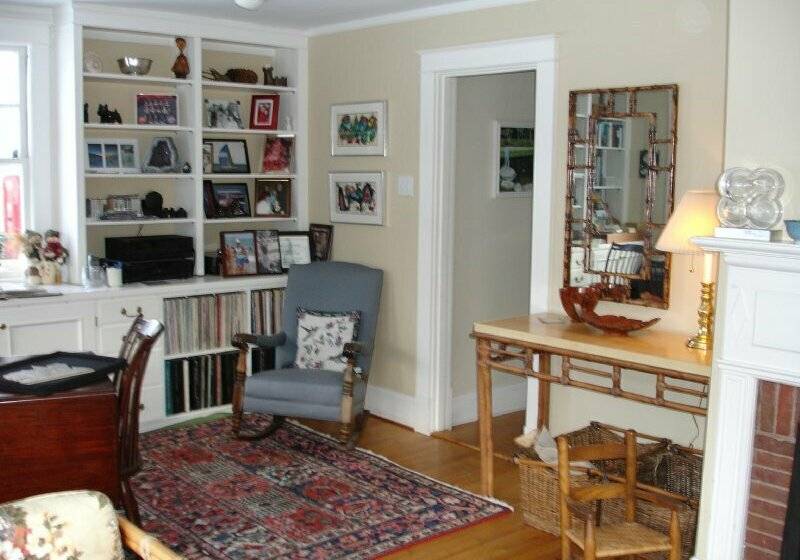 The Trumbull House Bed And Breakfast