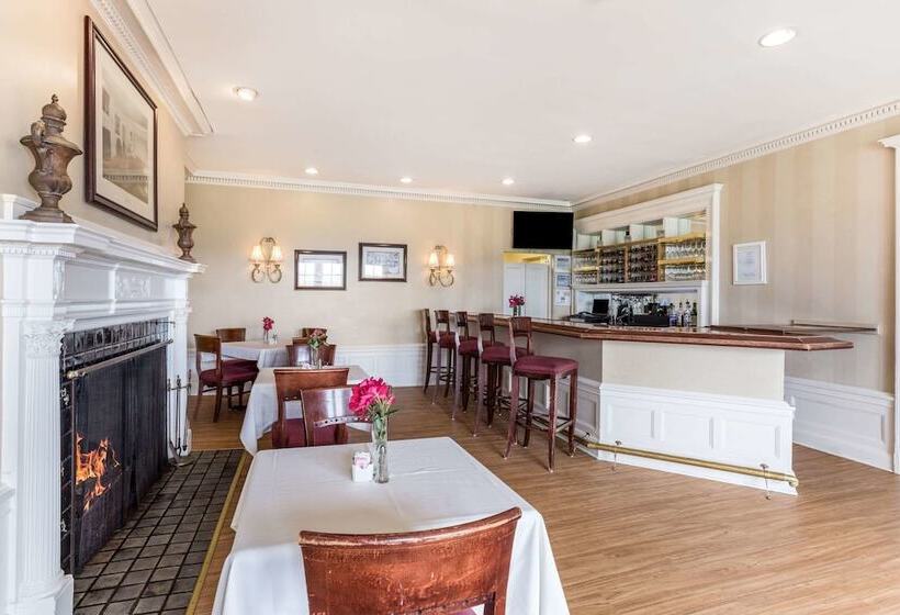 Traditions Hotel & Spa, Ascend Hotel Collection