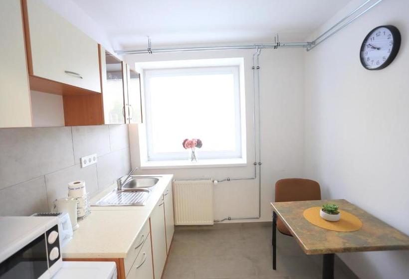 הוסטל Relax Center