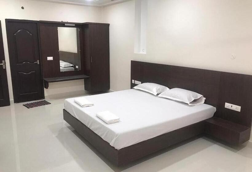 فندق صغير Sri Krishna Residency