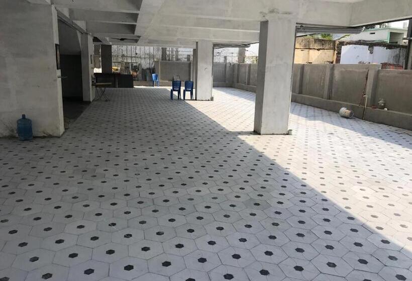 호스텔 Sri Krishna Residency