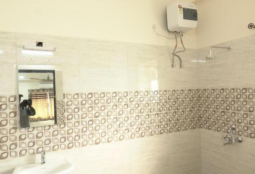 فندق صغير Sri Krishna Residency