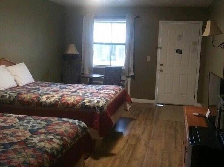 旅馆 Whispering Creek Lodging & Rv Resort