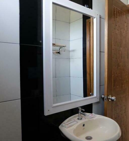 Baratha Hotel & Resto