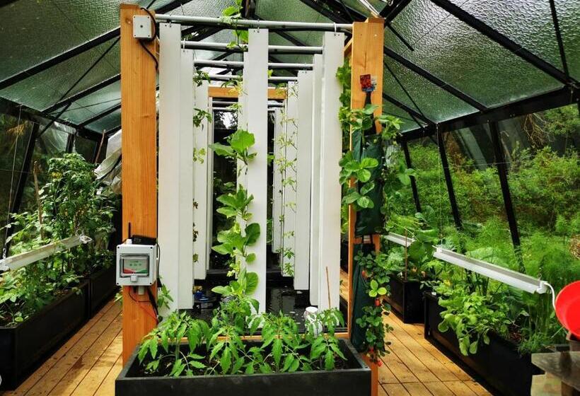 민박 La Maison Des Oiseaux. Roulotte