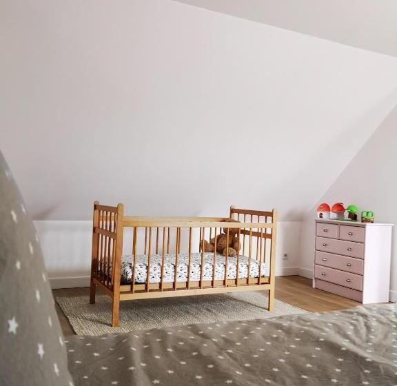 مبيت وإفطار Le Domaine De Coat Rogan L Espace Familial
