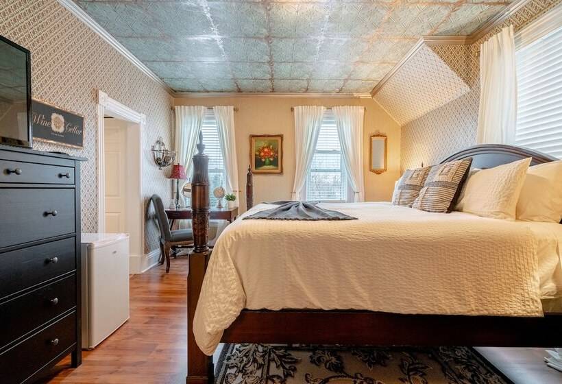 مبيت وإفطار The Kingsville House