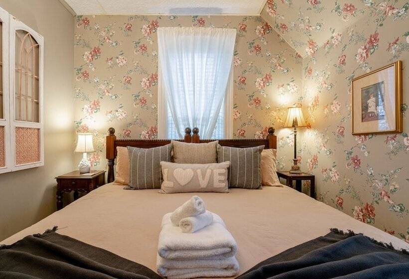 مبيت وإفطار The Kingsville House