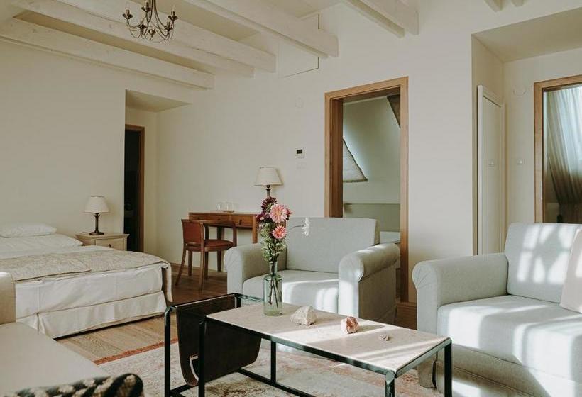 צימר Zsadányi Vendégház