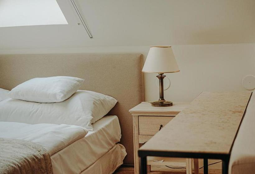 צימר Zsadányi Vendégház