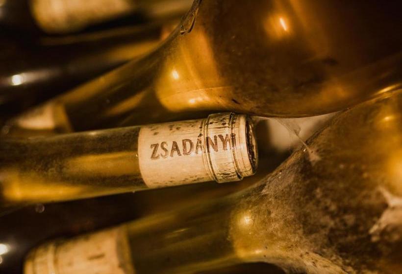 צימר Zsadányi Vendégház