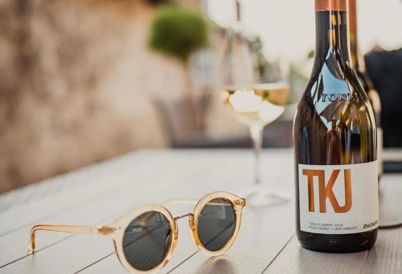 צימר Zsadányi Vendégház