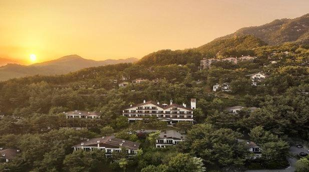 Club Es Jecheon Resort