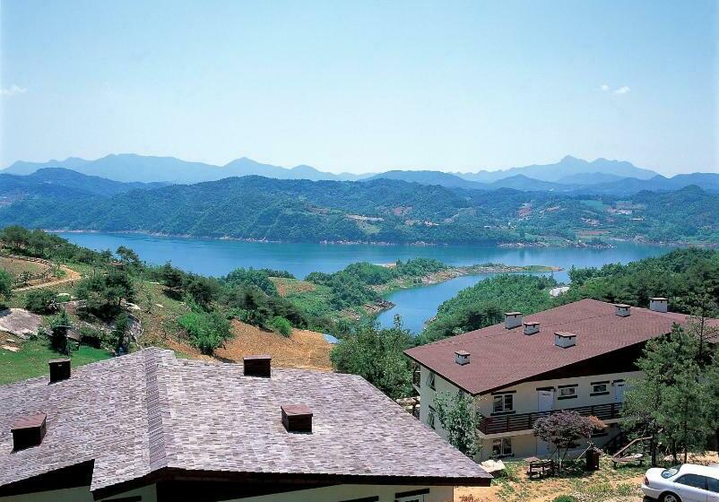 Club Es Jecheon Resort