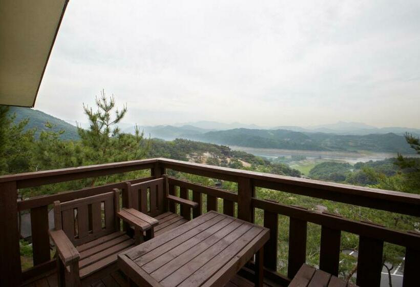 Club Es Jecheon Resort