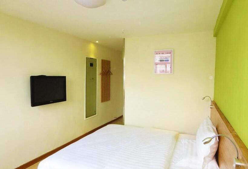 בית מלון כפרי 7days Inn Turpan Dashizi