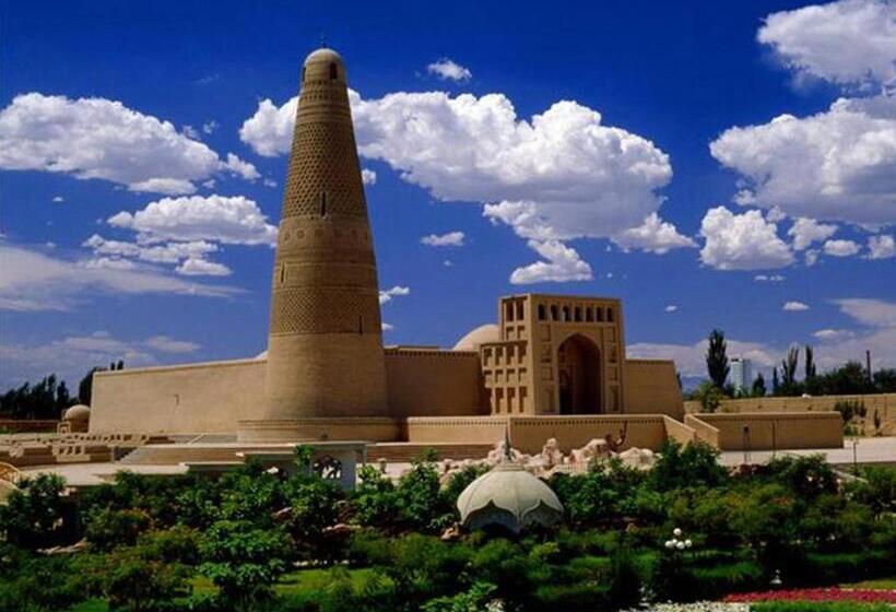 בית מלון כפרי 7days Inn Turpan Dashizi