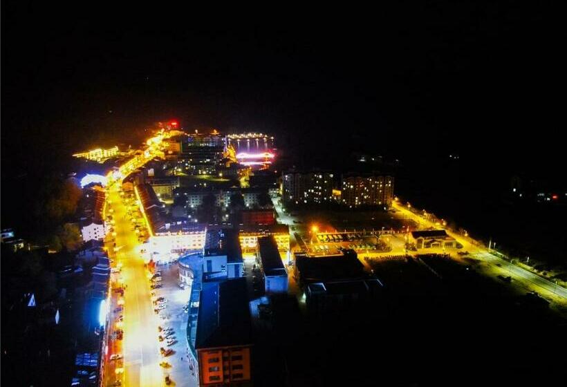 ホテル 7days Premium Lu'an Tiantangzhai Scenic Area Branch