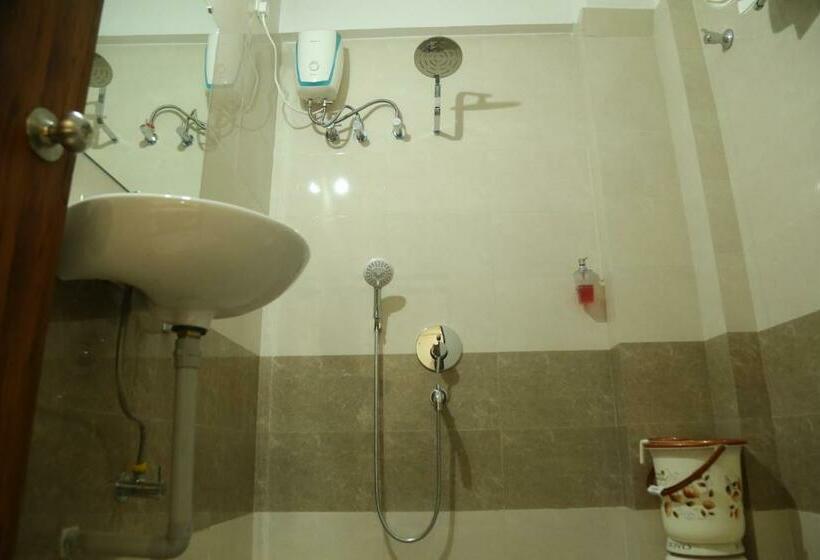 Hotel Aamantran At Fort Maheshwar